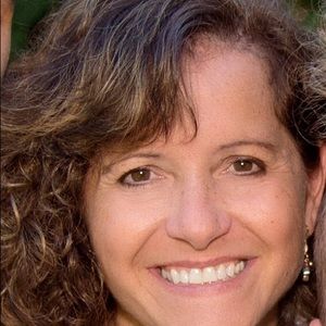 Meet your Posher, Toni